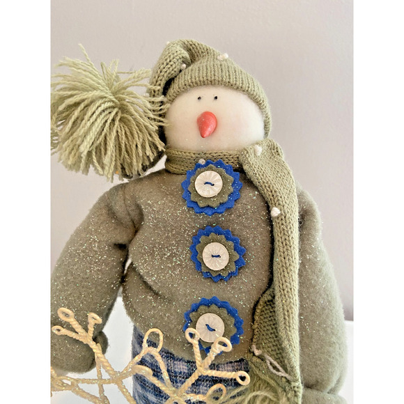 Vintage Blue, White & Green Fabric Snowmen Set With Glitter Snowflake - Picture 7 of 10